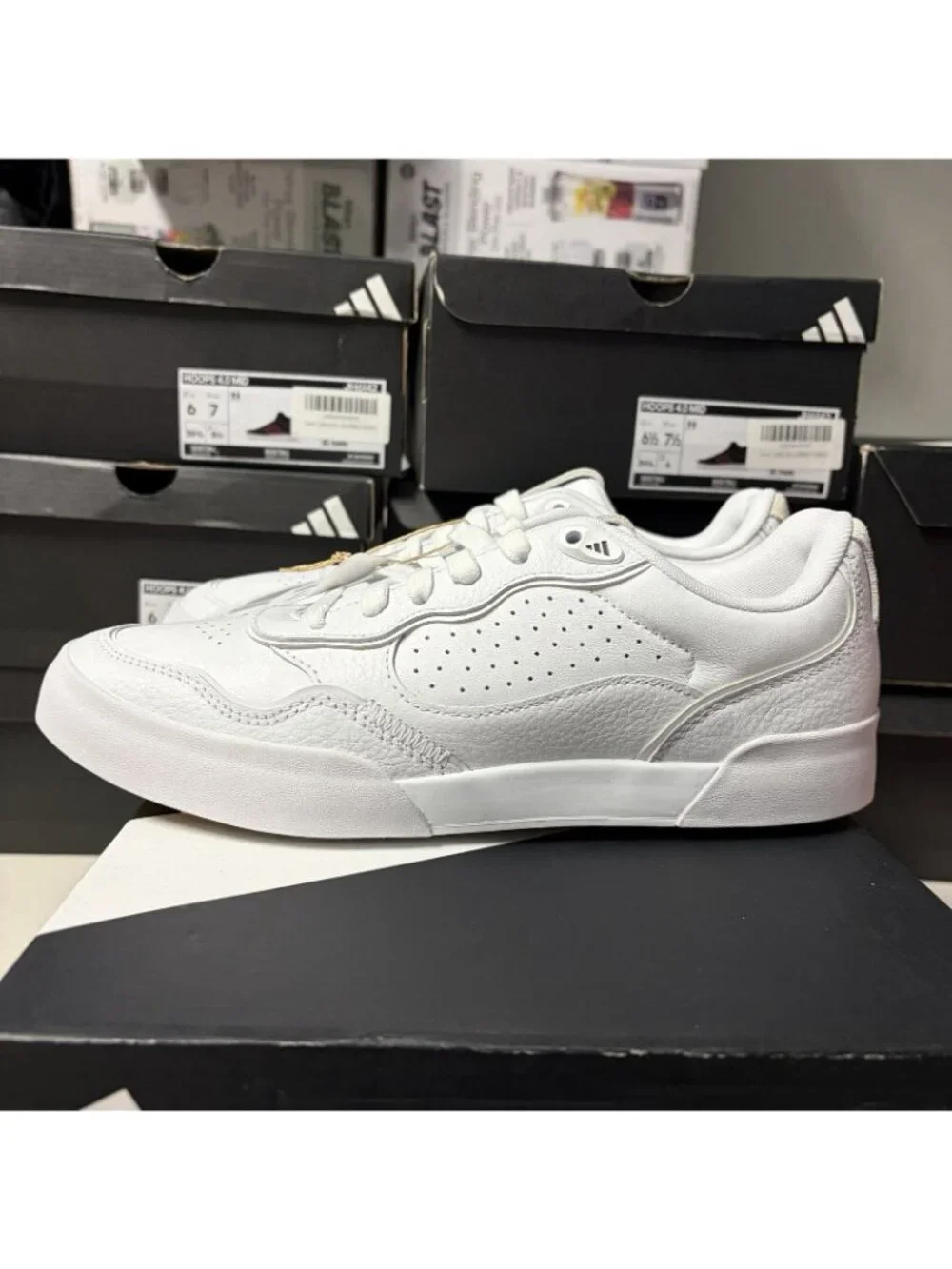 Adidas Mens Retrocross 25 Spikeless Golf Shoes Size 7 M White/Gum - IH3396 - Picture 4 of 8